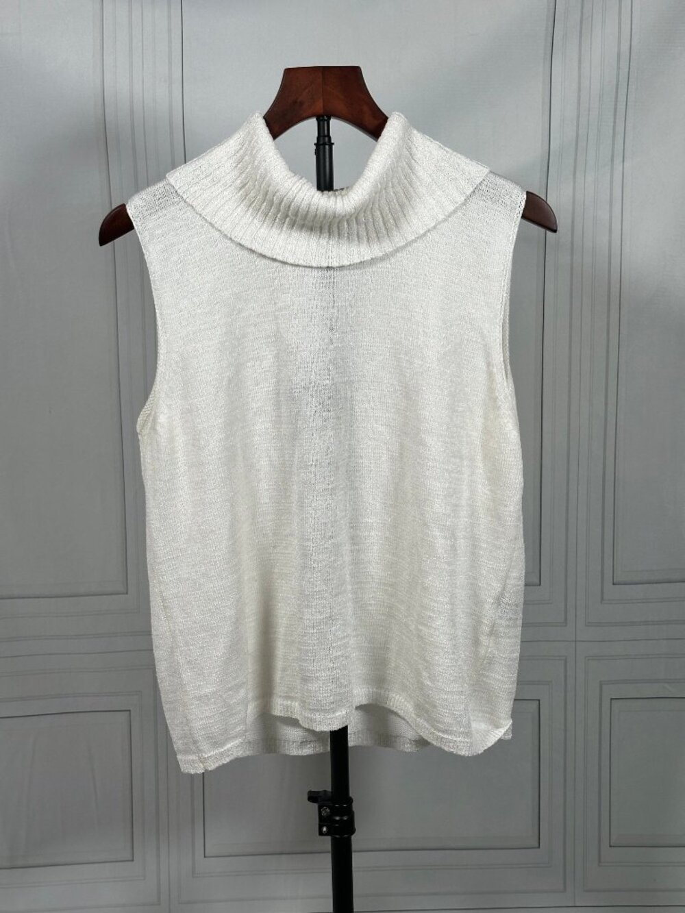 Josephine Chaus studio Sleeveless Turtleneck Sweater Vest XL Ivory